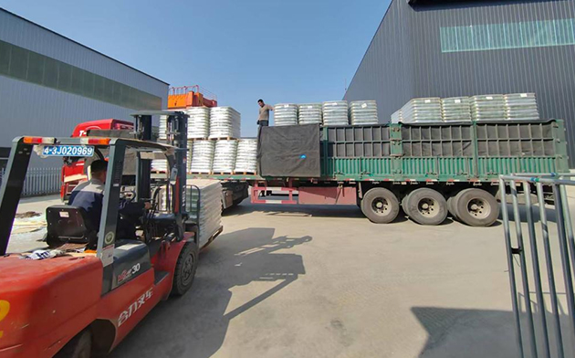 كمكون أساسي لخطوط نقل الطاقة في الأنظمة الكهربائية